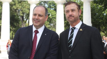+Fiscalías, baches, Uber baja tasas; Centro Logístico