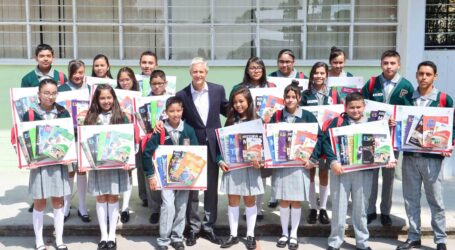 Inicia Del Mazo entrega de útiles escolares