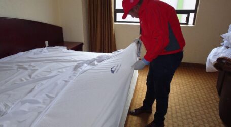 En busca de chinches, piojos y demás fauna, COPRISEM supervisa diversos hoteles