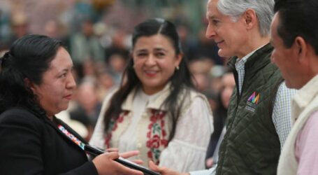 ENTREGA DEL MAZO APOYOS AGROPECUARIOS A 8 MUNICIPIOS DEL NORTE