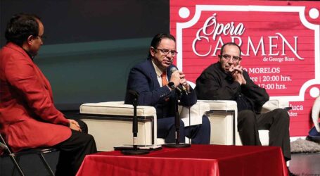 300 artistas en escena, incluida la policía montada, en la aclamada ópera Carmen