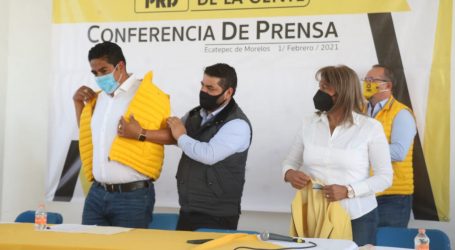 Guillermo Fragoso, regidor de Ecatepec y líder estatal de  la confederación «Libertad de Trabajadores de México» al PRD