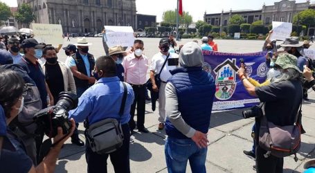 PROTESTAN POLICIAS POR PAGO DE INDEMNIZACIÓN A VIUDAS DE EMBOSCADOS Y FALTA DE EQUIPO