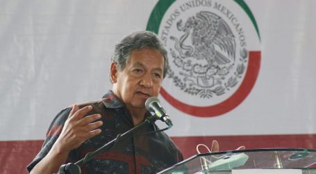 Exige Higinio Martínez acabar con los retenes de tránsito en Edomex