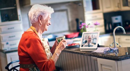 Testigos de Jehová promueven la inclusión  de las personas adultas mayores en su comunidad