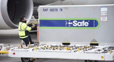 Llegan al Aeropuerto de Toluca 3.4 Millones de dosis de AstraZeneca