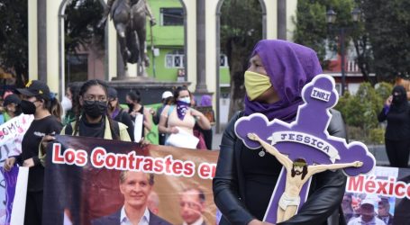 DEL TEATRO DE LOS JAGUARES AL JARDÍN DE LOS MÁRTIRES, LA MARCHA DE FEMINISTAS