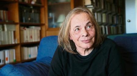 +Juan Ro rey de las burbujas estrena Sala Toluca 500; el Cervantes a Cristina Peri Rossi; amistad que no se refleja en el presupuesto vista por Sexo, impudor y partidos