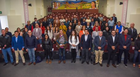 CON LA PROFESIONALIZACIÓN DEL PERSONAL LA CODHEM REFRENDA SU COMPROMISO Y EFICACIA CON LAS PERSONAS USUARIAS