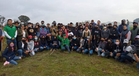 Participa plantel “Isidro Fabela Alfaro” de la Escuela Preparatoria de la UAEMéx en campaña de reforestación 2022