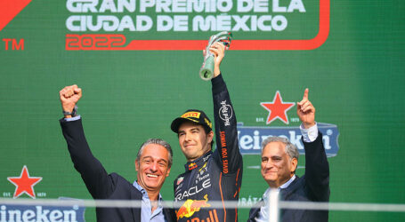 Verstappen ganó el GP de México; Hamilton segundo y Checo Pérez tercero