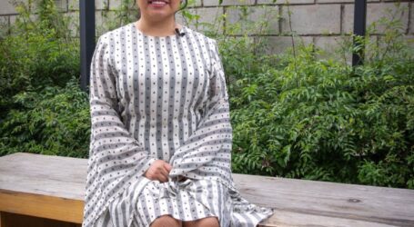 Yuritza Medellín, egresada de la UAEMéx, recibió la Presea Metepec, en reconocimiento a su trabajo literario