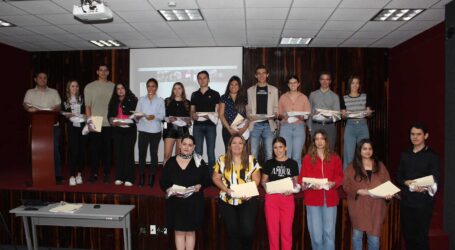 Alumnos de la UAG van a concurso de simulación de negocios a nivel Iberoamérica