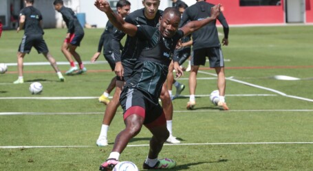 DIABLOS DEBEN SER AUTOCRÍTICOS DICE ANDRÉS MOSQUERA