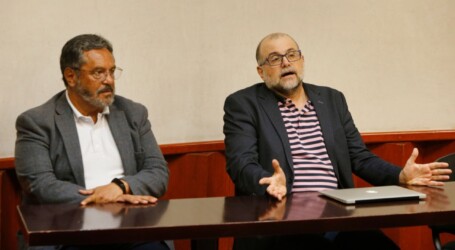 Imparte Isaac Nahón-Serfaty conferencia magistral en Facultad de Medicina de la UAEMéx