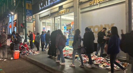 SE HUNDE TOLUCA EN EL DESGOBIERNO; CALLES ATESTADAS DE AMBULANTES Y PRODUCTOS CHINOS