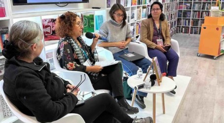 Homenajea la UAM con libro a la feminista Francesca Gargallo