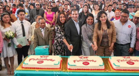 DIF TOLUCA ROMPE RECORD CON BODA COMUNITARIA DE 222 PAREJAS