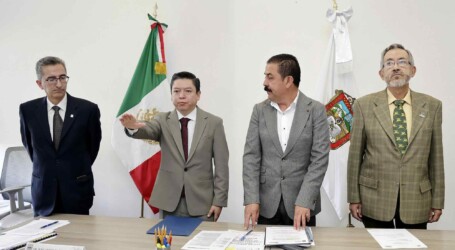 Raymundo Martínez (el bueno) nuevo Presidente del Colegio Mexiquense