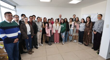Recibe equipamiento Escuela de Artes Escénicas de la UAEMéx