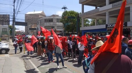 AMARCHA DE INTEGRANTES DE UPREZ; BUSCAN AUDIENCIA CON DELFINA