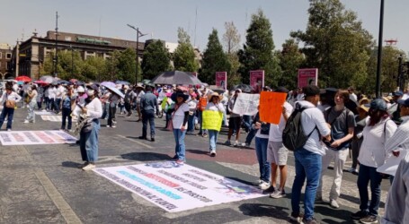 Manifestación de Huelguistas del Tecnológico de Toluca piden destitución de  Hugo Ernesto Cuéllar