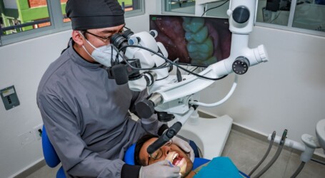 UAEMéx equipa laboratorio para ofrecer servicios de endodoncia por microscopia