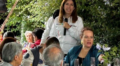 SE REUNIÓ MELISSA CON VECINOS DE COLONIAS CIPRÉS Y COLÓN