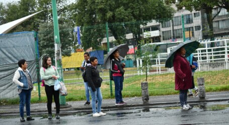 Y SALIERON LOS PARAGUAS