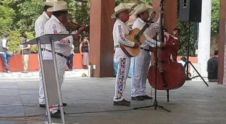 AUTÉNTICOS OTOMÍES UNICO GRUPO MUSICAL REGISTRADO EN EL SISTEMA CULTURAL