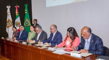 Fortalece UAEMéx alianza con sector empresarial para impulsar el talento emprendedor de su estudiantado