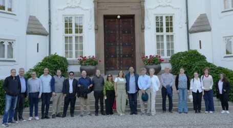 Reúnen a Expertos Globales para Inspirar a la Próxima Generación de Líderes Educativos