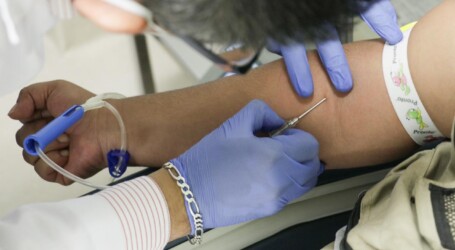 Recibe ISSEMYM 193 donaciones de sangre por medio de su colecta anual
