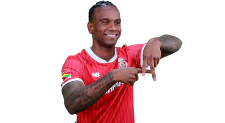 HELINHO YA ES DIABLO; FUE PRESENTADO AL MEDIO TIEMPO