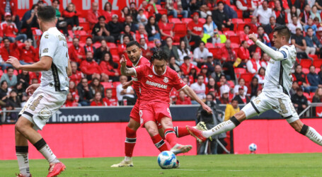 DIABLOS ROJOS, GANARON GUSTARON Y VENCIERON 4-0