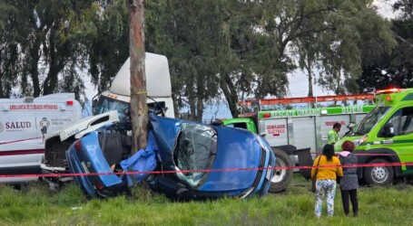 FUERTE ACCIDENTE EN LA TOLUCA – ATLACOMULCO, HUBO 2 MUERTOS