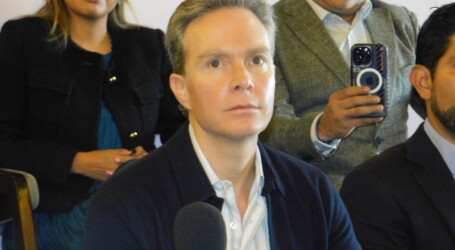 LLAMA MANUEL VELAS A “PENSAR CON CABEZA FRÍA”