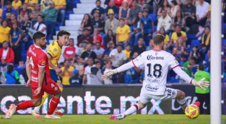SUS JUGADORES MAL, SU TÉCNICO PÉSIMO, TOLUCA GOLEADO 3-0