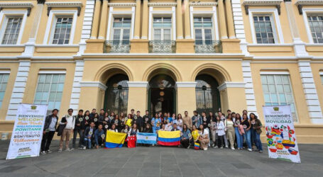 UAEMéx recibió a estudiantes de movilidad nacional e internacional para el periodo 2025 A