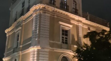 INUSITADO MOVIMIENTO EN EL TORREÓN DE RECTORÍA