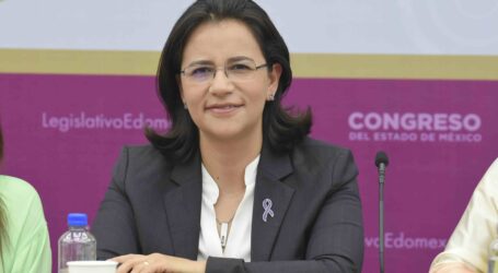 Legisla Paola Jiménez a favor de la paridad de género