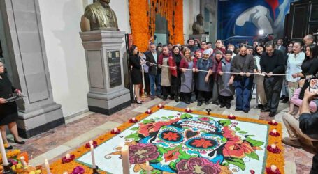 Inaugura Congreso mexiquense su tradicional ofrenda de Día de Muertos