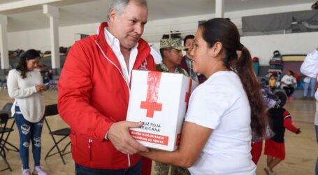 Entrega Cruz Roja ayuda humanitaria a damnificados de Santo Tomás de los Plátanos