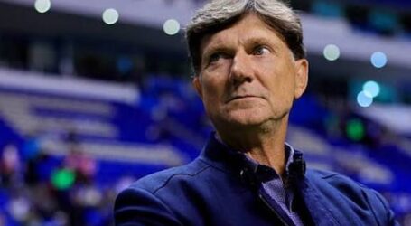 HERNÁN CRISTANTE DEJÓ DE SER TÉCNICO DEL PUEBLA