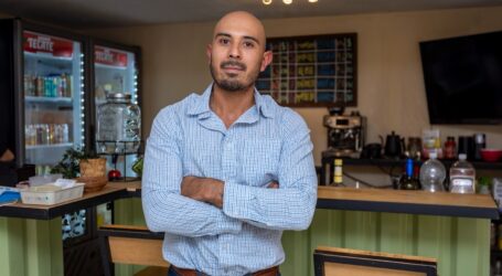 Académico de la UAEMéx participó como juez en concurso nacional de mezcal