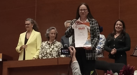 ENTREGÓ EL CONSEJO CIUDADANO DE TOLUCA EL GALARDÓN MUJER TEJEDORA DE LAZOS DE UNIÓN