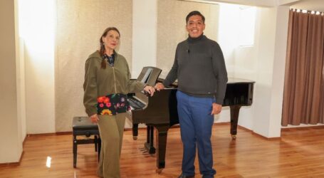 Emanuel Zavala, estudiante de la UAEMéx, ganó tercer lugar en certamen internacional de canto operístico