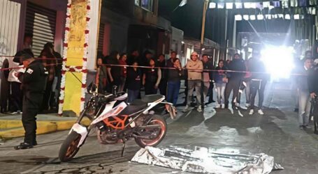 UN PERCANCE EN MOTOCICLETA LE QUITÓ LA VIDA EN XALATLACO