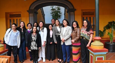 Necesario reforzar legislación con perspectiva de género: congresistas