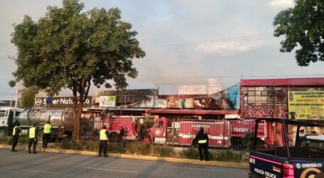 Fuerte incendió consumió locales del Pasaje Terminal